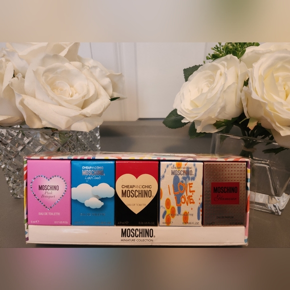 Vintage Feb 2016 Moschino 5pc Miniature Collection Coffret Set - Picture 5 of 16